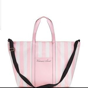 Victoria's Secret Striped Weekender Tote N…